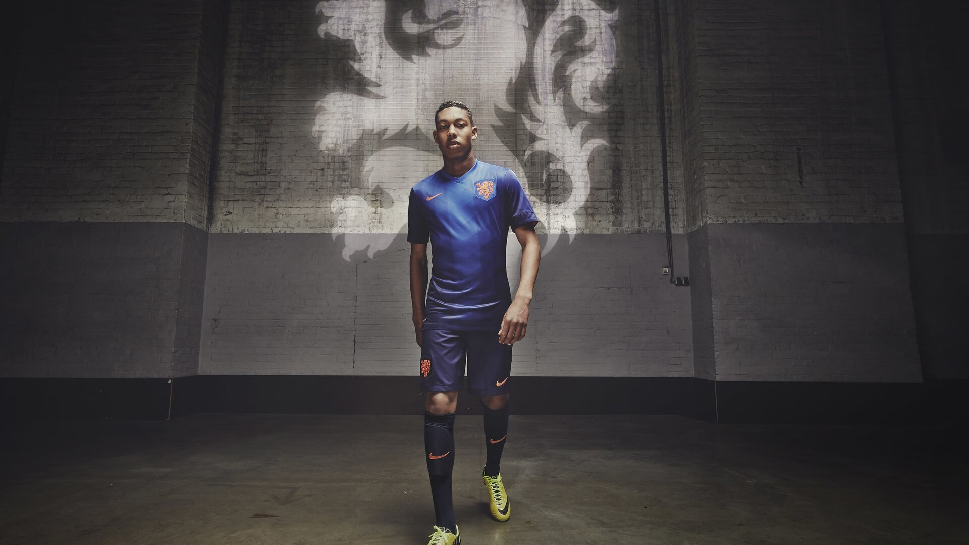 篮球精神成为中国青年的动力源泉，篮球运动精神的诠释